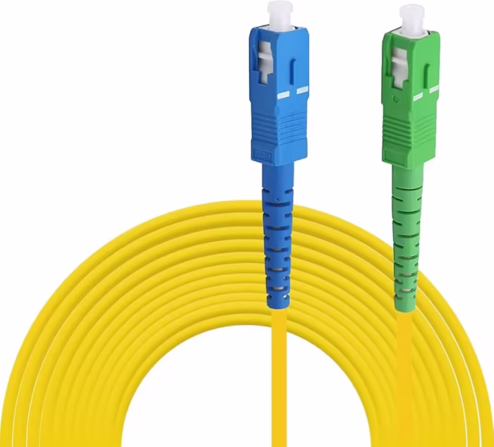 Оптичен patch cord SC/UPC към SC/APC 5 m, едномодов OS2 9/125 μm, жълт кабел със син и зелен конектор за шкаф и FTTH