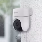 EZVIZ CS-H8c 4mm R100-1K2WKFL модел с цветно нощно виждане и двупосочно аудио за дома